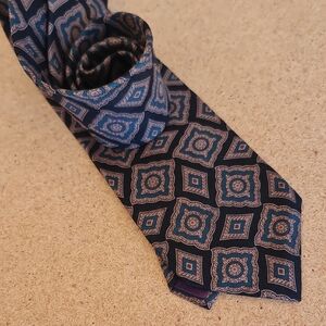 "Make Offer" Oster Blue and Black‎ Geometric Pattern Tie